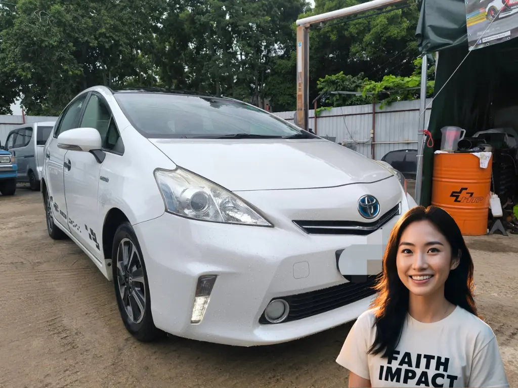 2020 豐田 Prius V